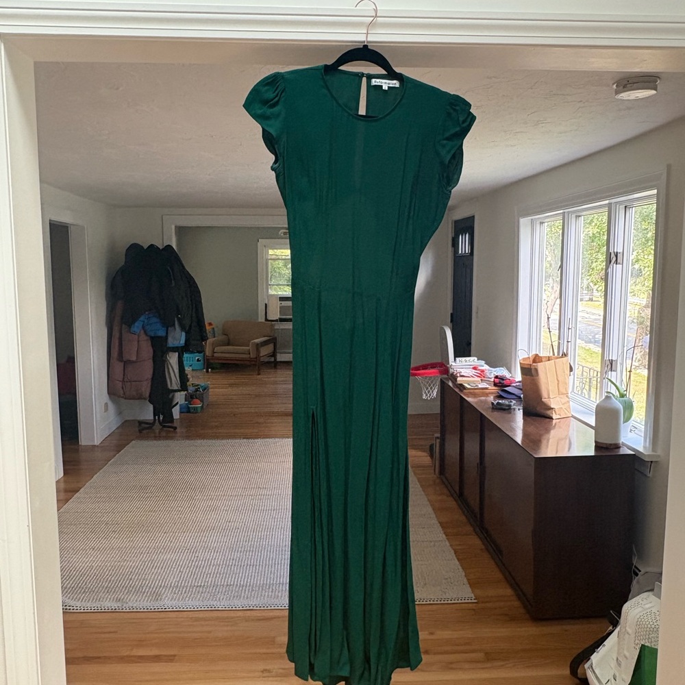 Elegant Green Midi Dress